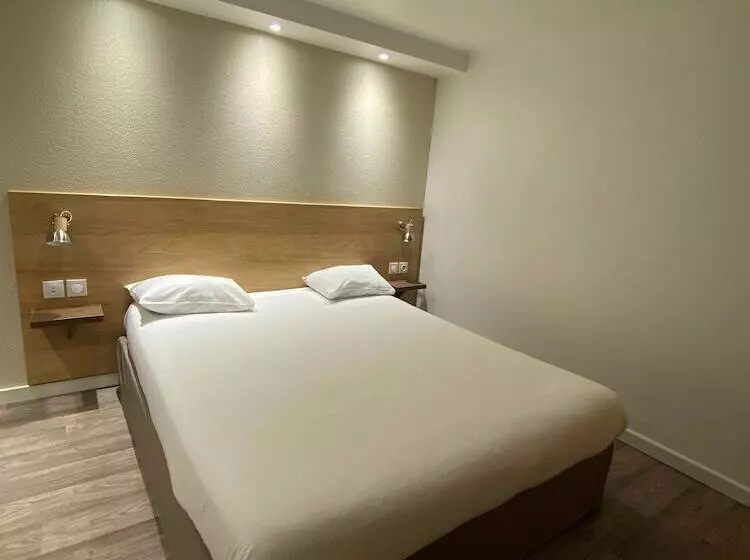 酒店 Kyriad Fontenay Tresigny