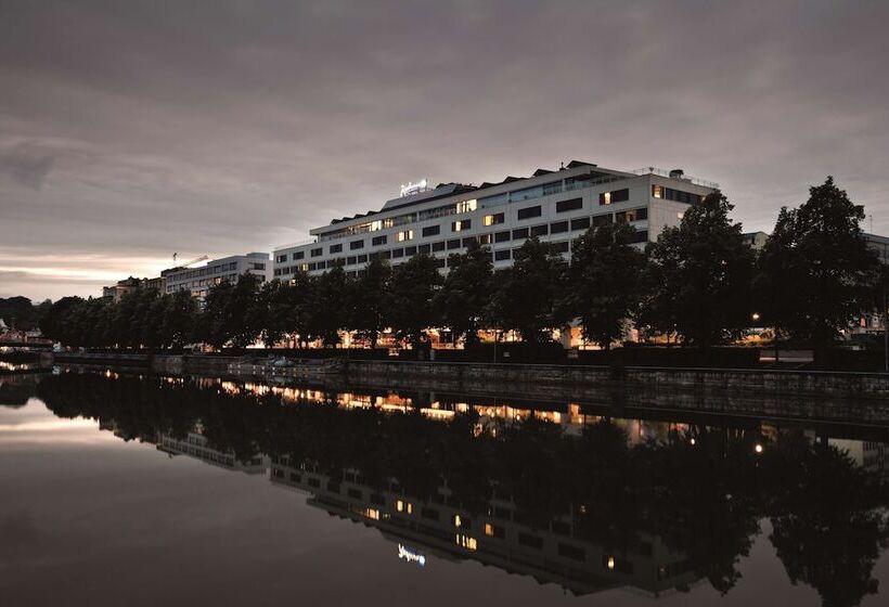 Radisson Blu Marina Palace Hotel, Turku