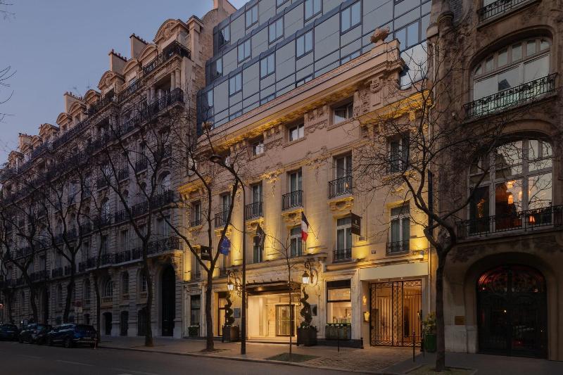 هتل Renaissance Paris Nobel Tour Eiffel