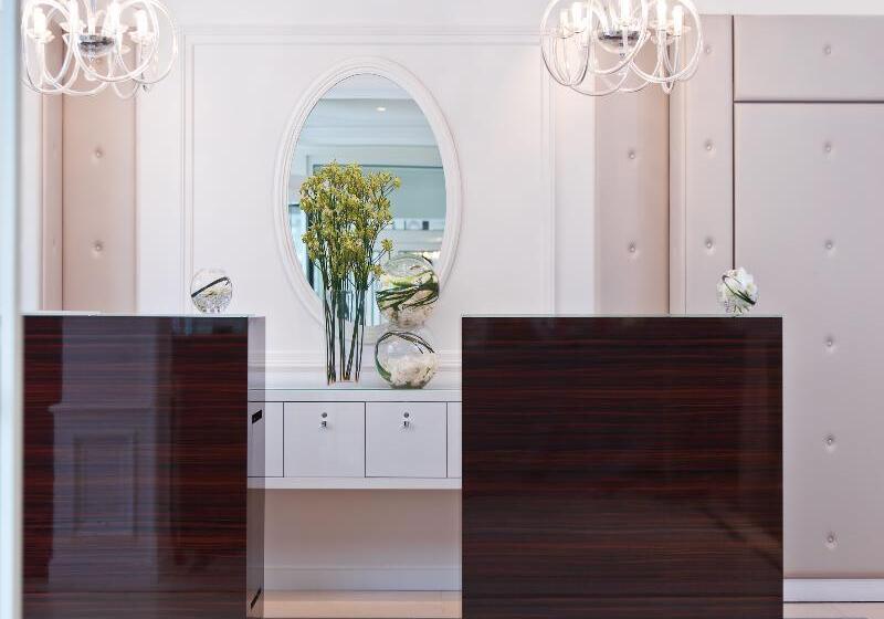 هتل Renaissance Paris Nobel Tour Eiffel