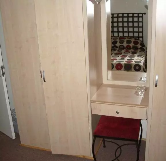 Merry Pebbles Resort