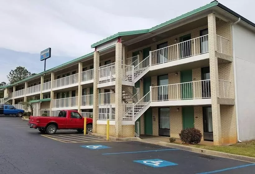 Hotelli American Inn Columbia