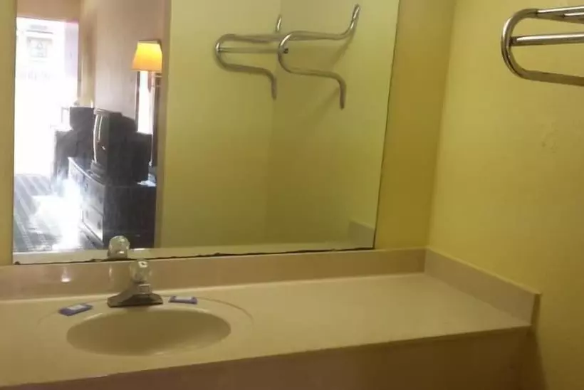 Hotelli American Inn Columbia