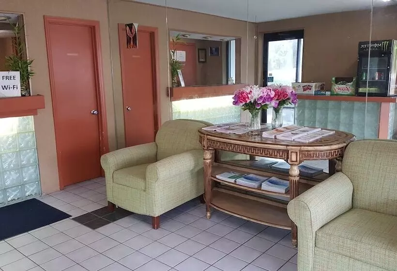 Hotelli American Inn Columbia