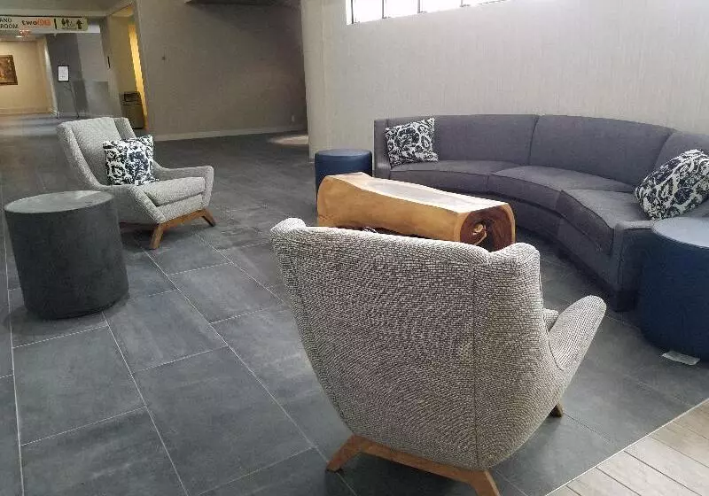 Отель Crowne Plaza Atlanta Sw Peachtree City, An Ihg