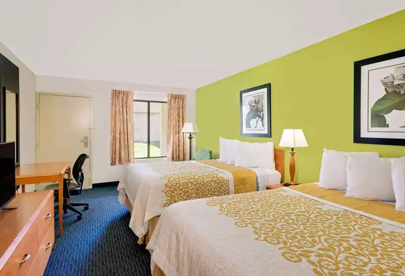 בית מלון כפרי Days Inn By Wyndham Easton