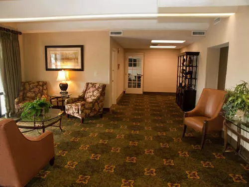 هتل Gateway Inn & Suites