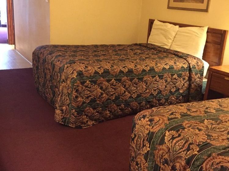 Hotel Gateway Inn & Suites