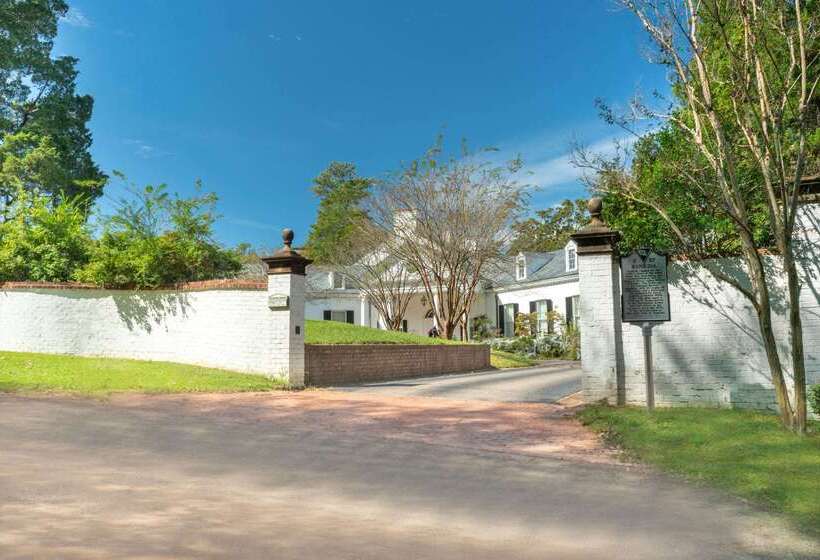 فندق Howard Johnson By Wyndham Aiken