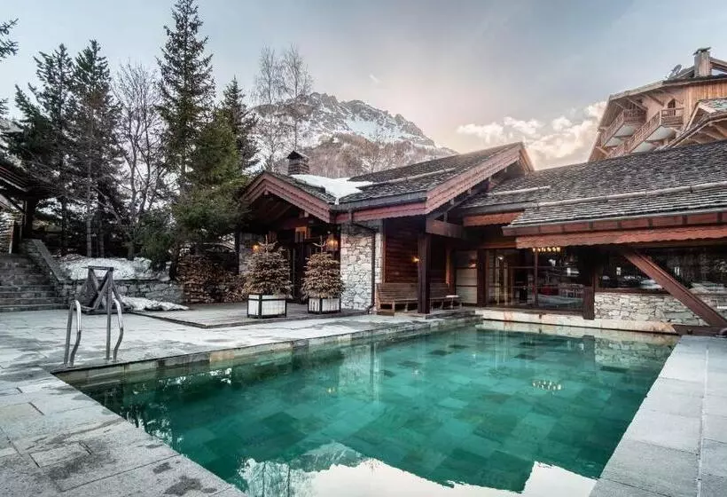 هتل Hôtel Le Blizzard