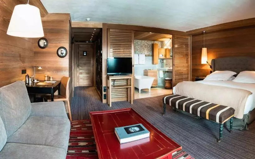 هتل Hôtel Le Blizzard