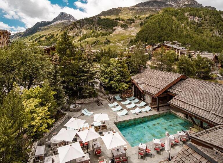 هتل Hôtel Le Blizzard