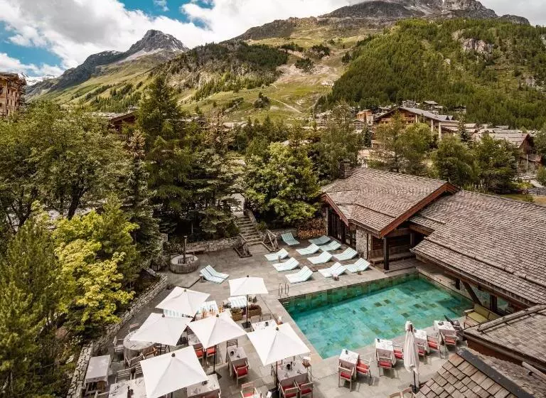 هتل Hôtel Le Blizzard