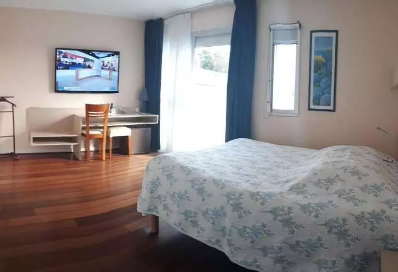 בית מלון כפרי Ker Vennaik