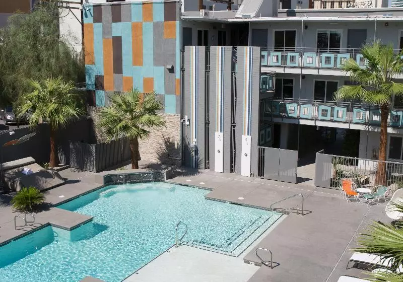 בית מלון כפרי Oasis At Gold Spike