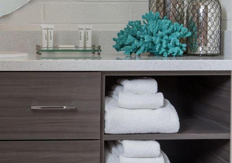 هتل Oasis At Gold Spike