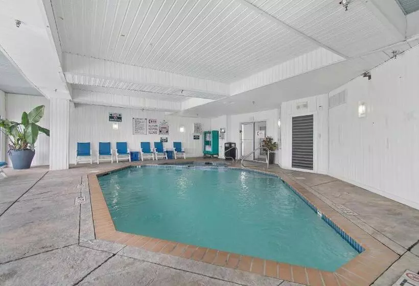 בית מלון כפרי Ocean Isle Inn