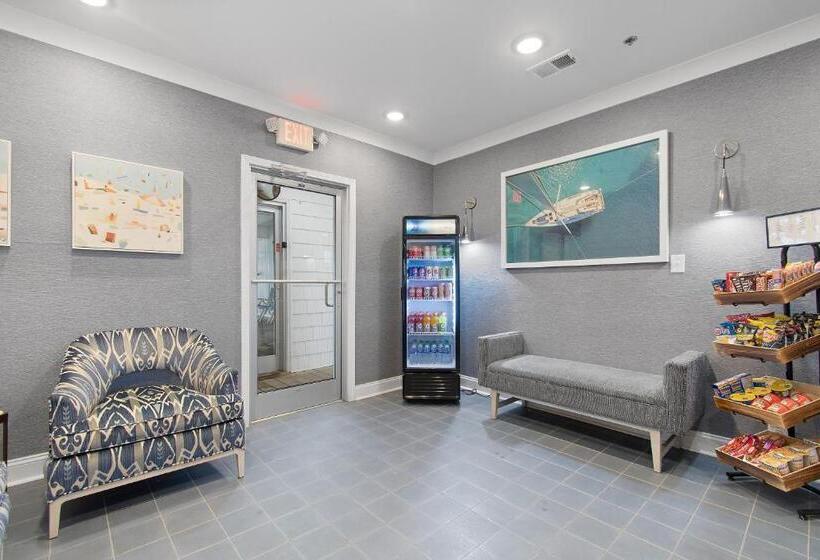 酒店 Ocean Isle Inn