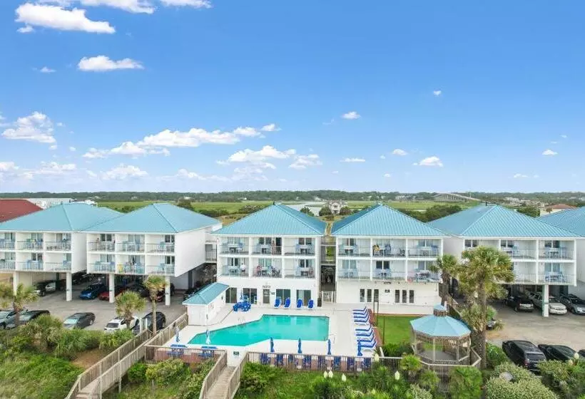 בית מלון כפרי Ocean Isle Inn