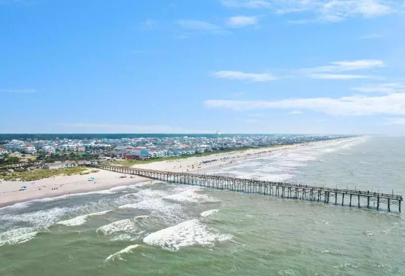 בית מלון כפרי Ocean Isle Inn