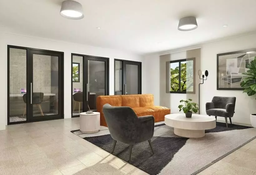 酒店 Residences At Solomon Pond