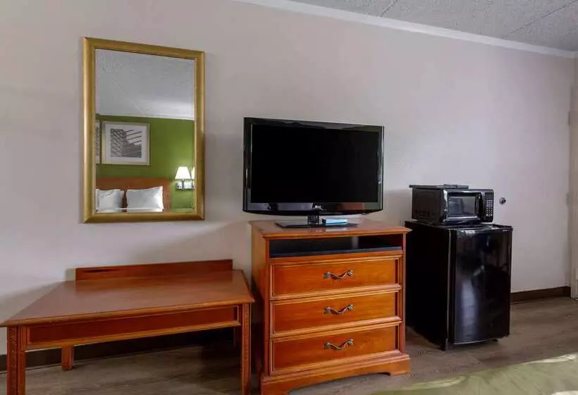 ホテル Quality Inn Roxboro South