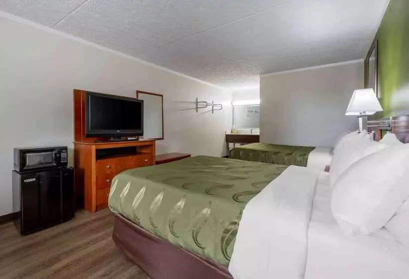 ホテル Quality Inn Roxboro South