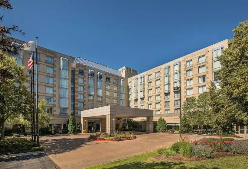 هتل Sheraton Suites Chicago Elk Grove