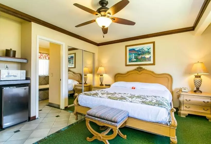 בית מלון כפרי Kauai Inn