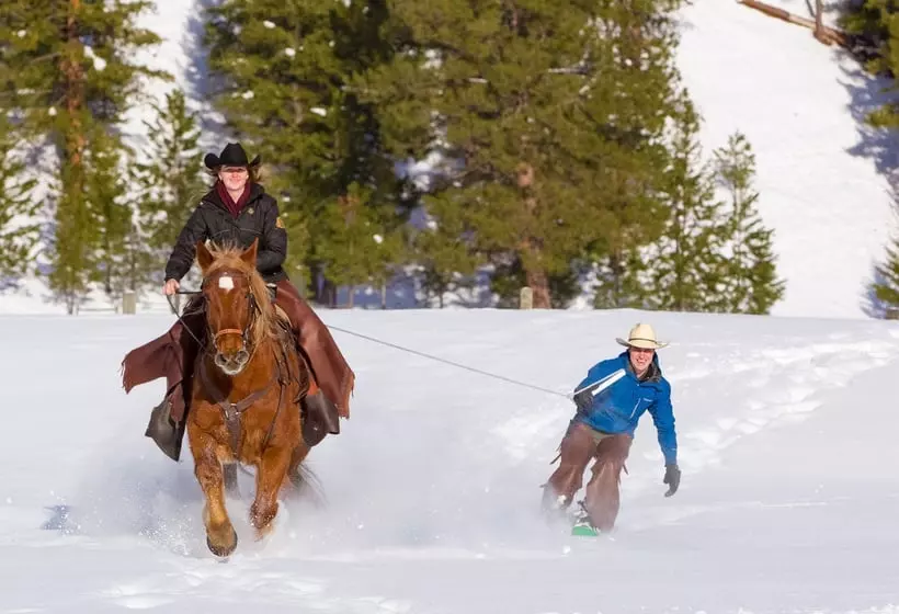 Отель Triple Creek Ranch