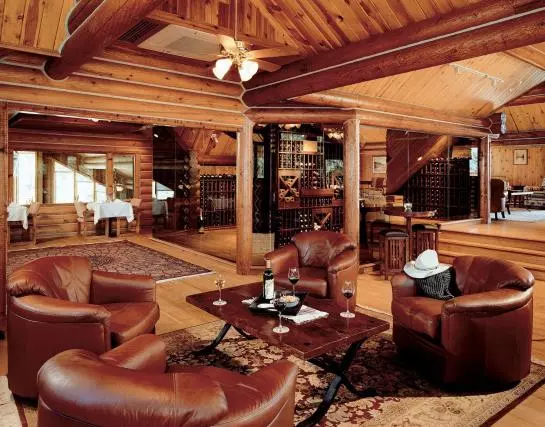 Отель Triple Creek Ranch