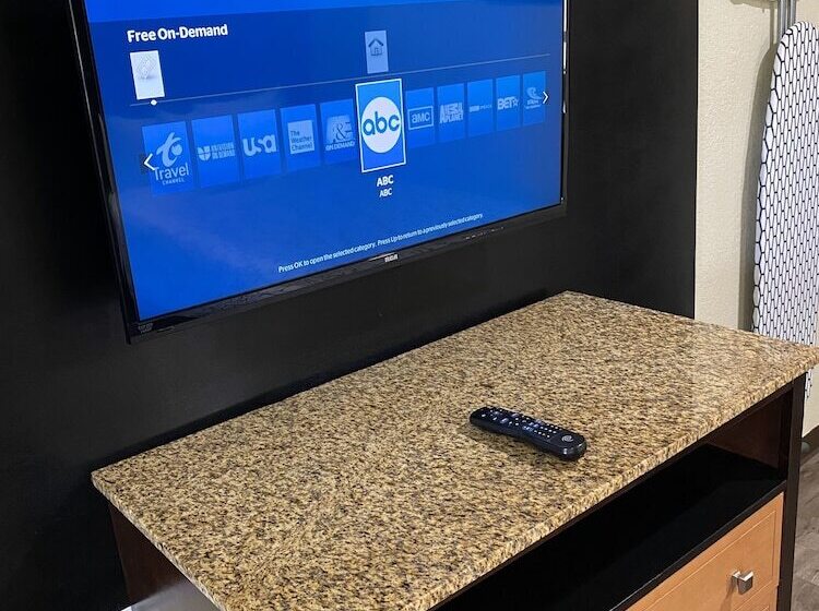 فندق على الطريق Travelers Inn Elizabeth City