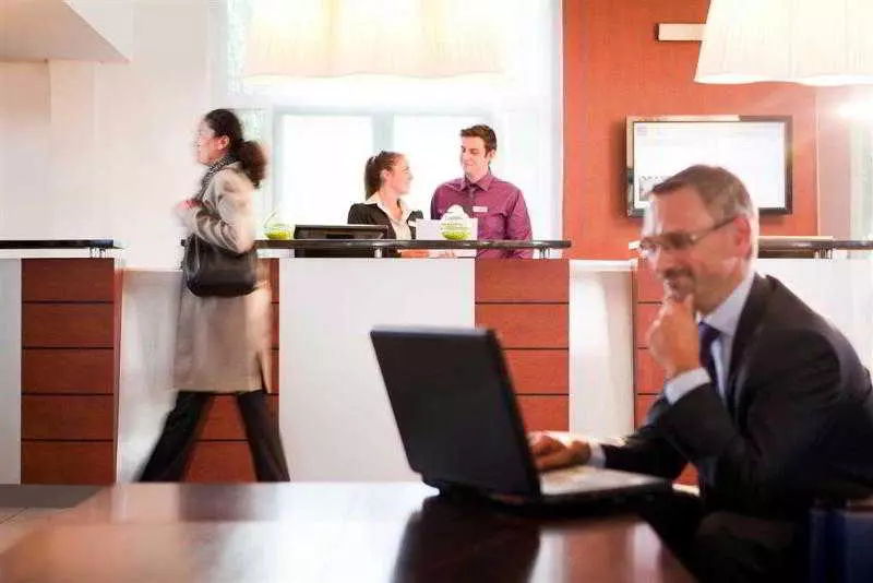 Novotel Saintquentin En Yvelines