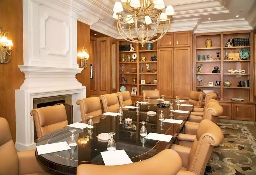 בית מלון כפרי Beau Rivage