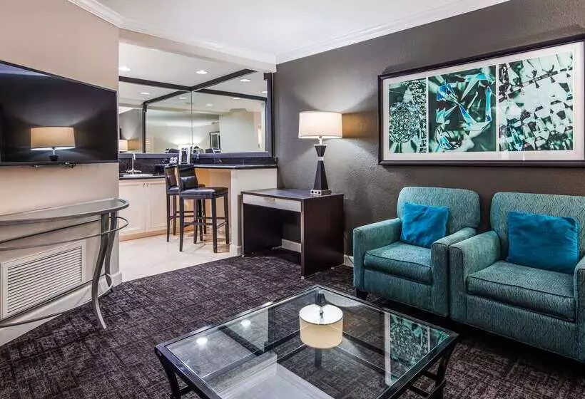 ホテル Best Western Plus Casino Royale   Center Strip