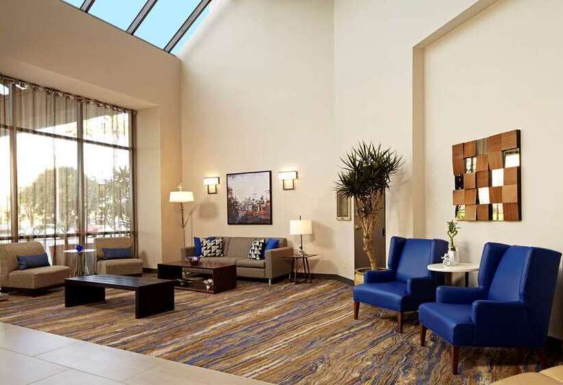 فندق Embassy Suites By Hilton Los Angeles International Airport North