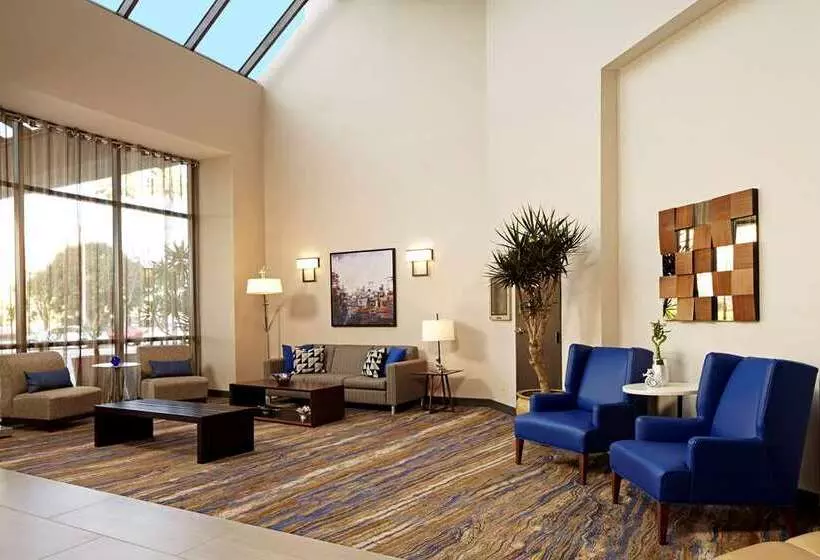 ホテル Embassy Suites By Hilton Los Angeles International Airport North