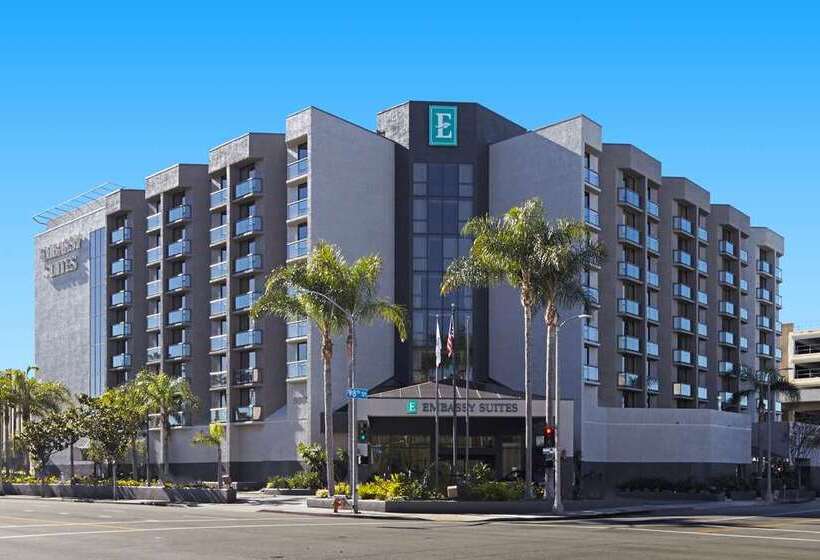فندق Embassy Suites By Hilton Los Angeles International Airport North
