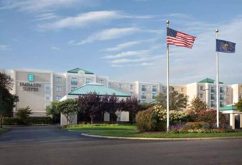 ホテル Embassy Suites By Hilton Philadelphia Airport