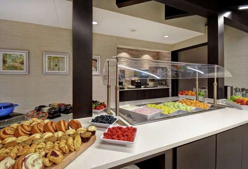 فندق Embassy Suites Little Rock