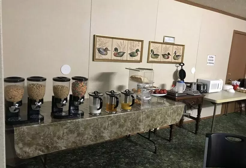 호텔 Heritage House Inn