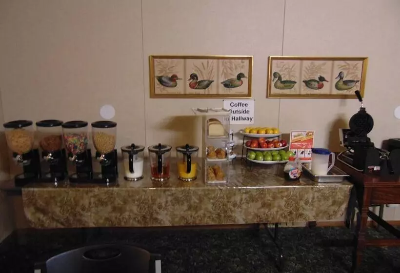 호텔 Heritage House Inn