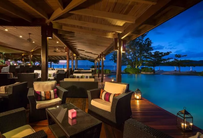 هتل Hermitage Bay All Inclusive