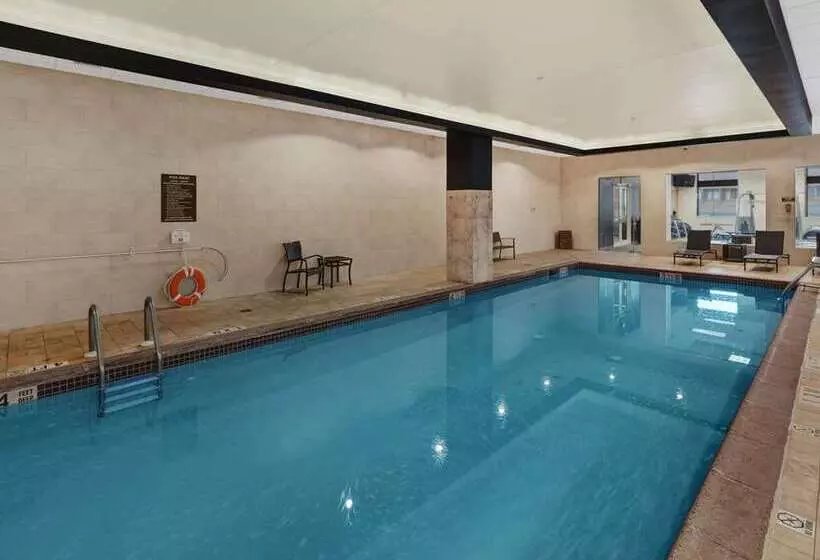 호텔 Hilton Harrisburg