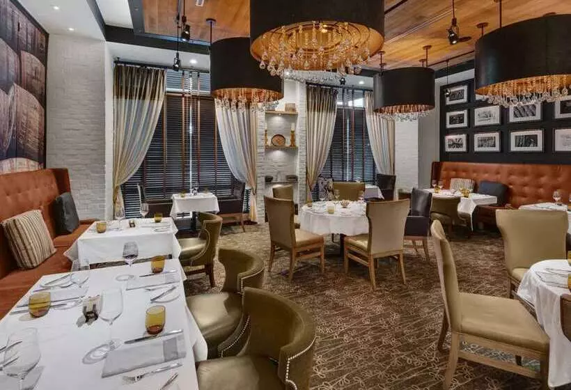 호텔 Hilton Harrisburg