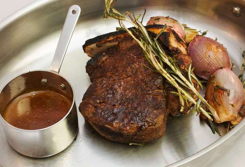 בית מלון כפרי Hilton Harrisburg