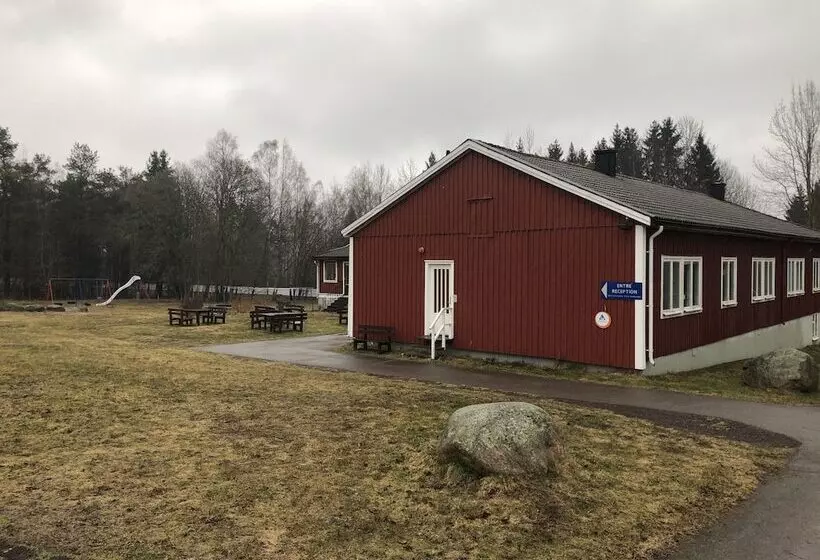 Отель Kronobergshed Vandrarhem Och Kursgård