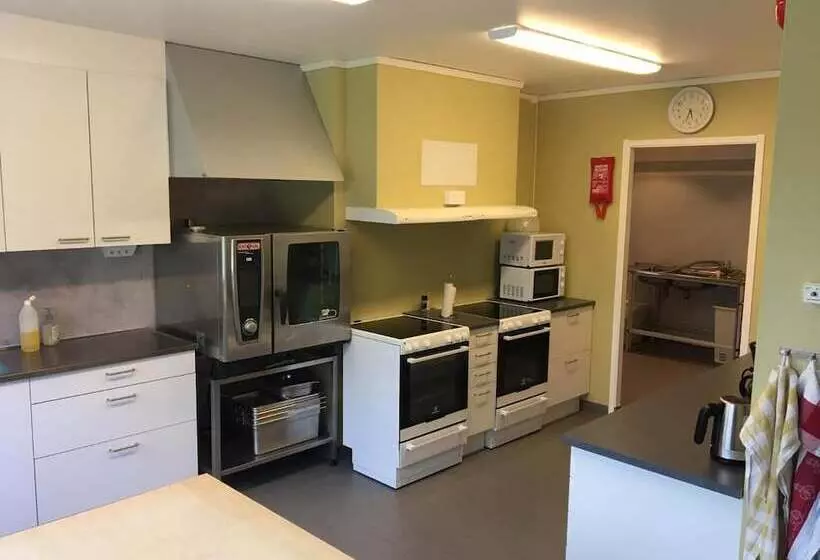 Отель Kronobergshed Vandrarhem Och Kursgård