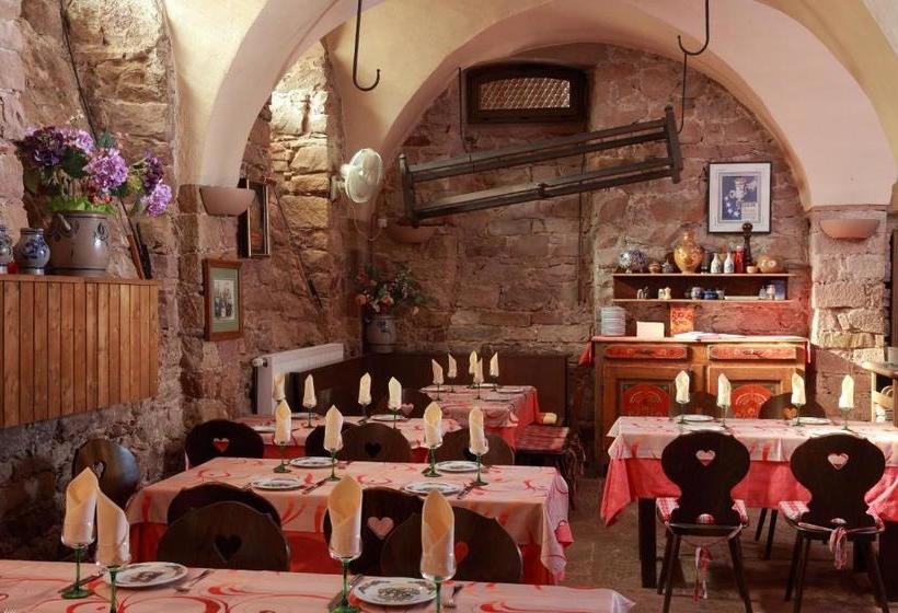 هتل Restaurant Père Benoît