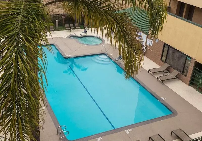 Radisson Hotel Santa Maria